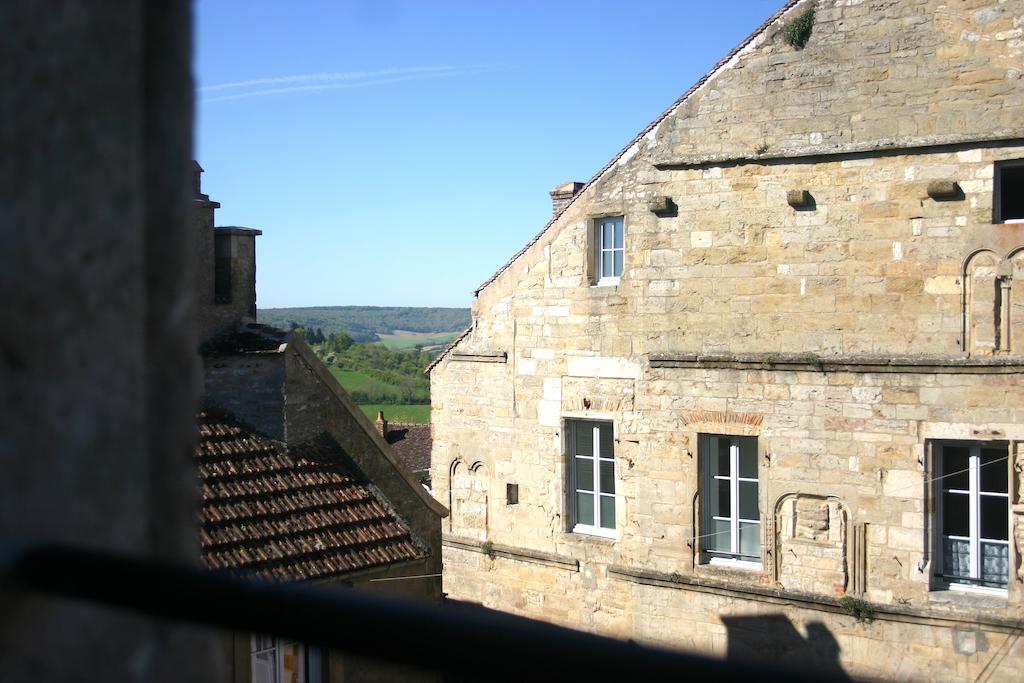 Sy-La Terrasse Hotel Vezelay Ruang foto