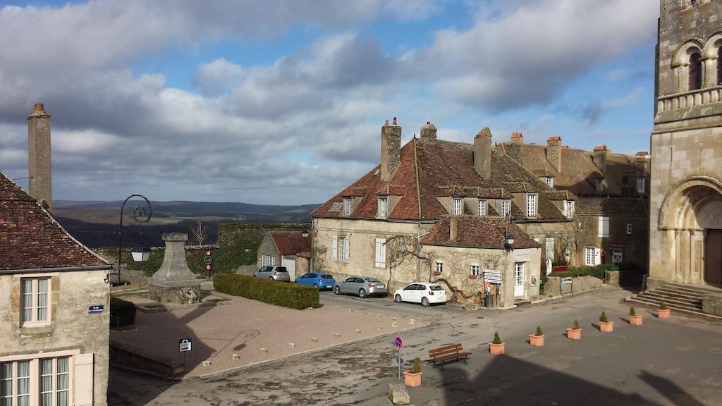 Sy-La Terrasse Hotel Vezelay Ruang foto
